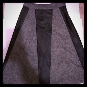 ‼️SALE‼️IN NAPPA Black Leather & Tweed Skirt designer Skirt Women’s Size 2